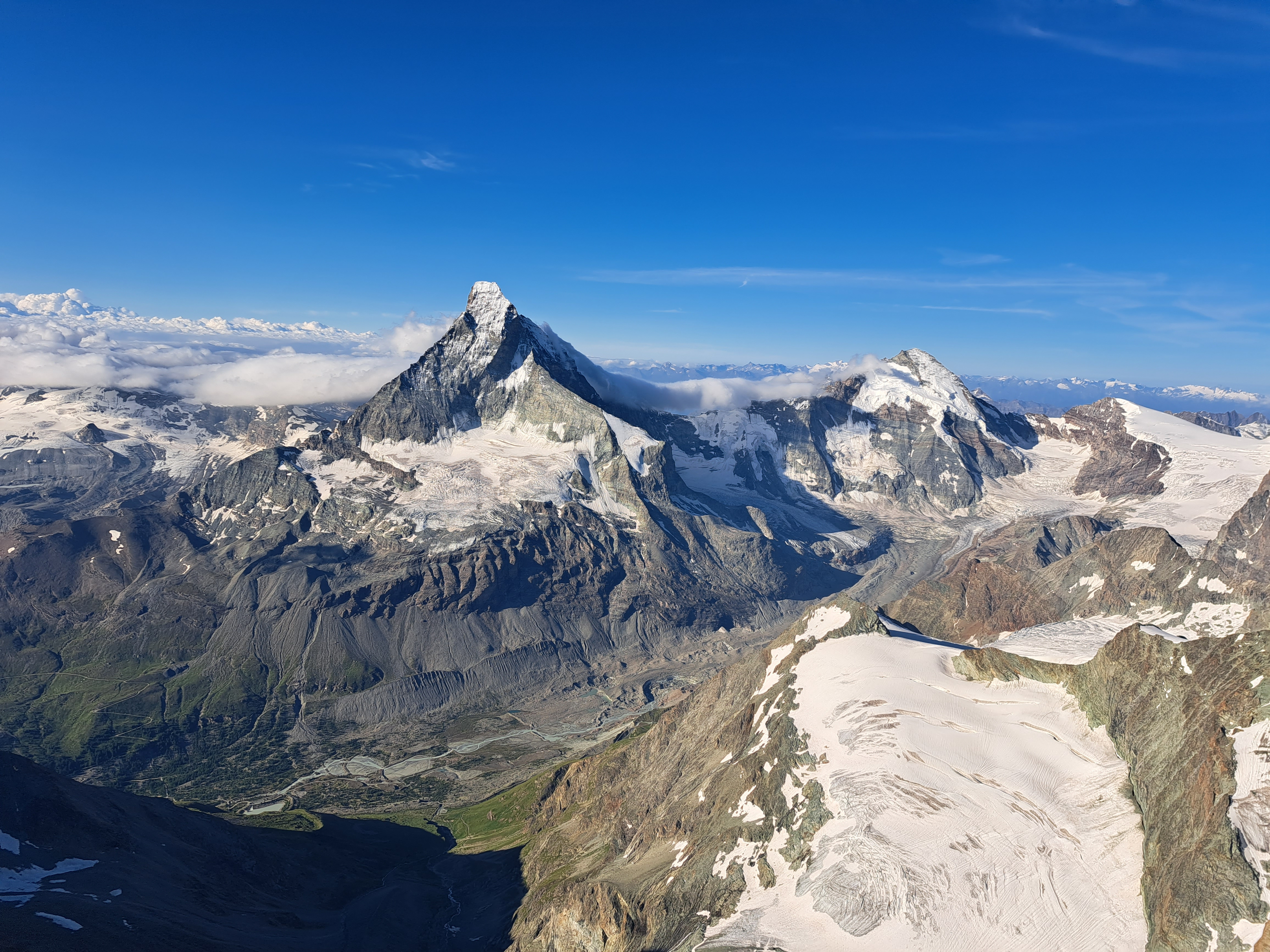 7. Matterhorn and Dent d'Herens from the smmit