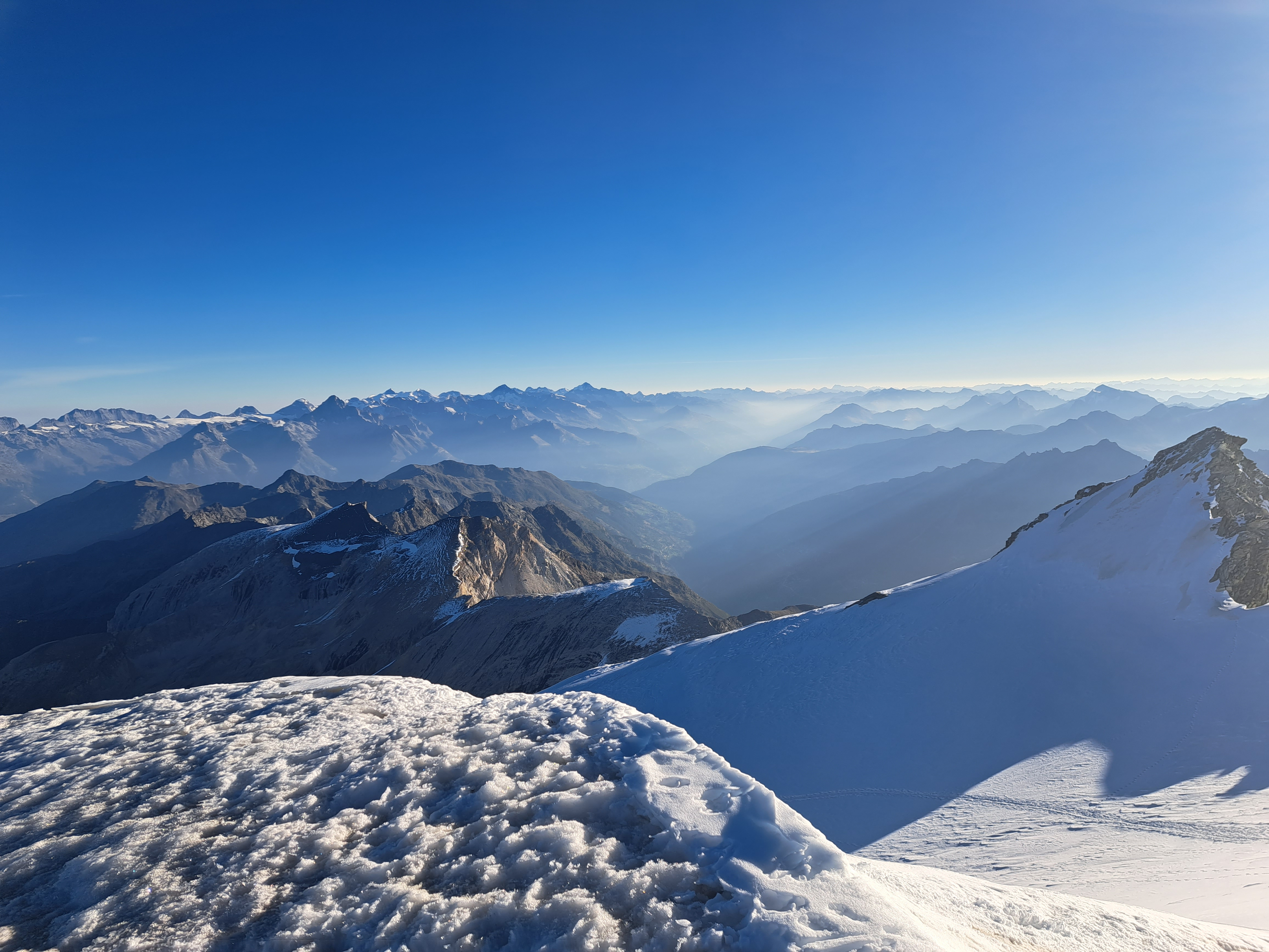 9 Vieuw on the Berner Alpen